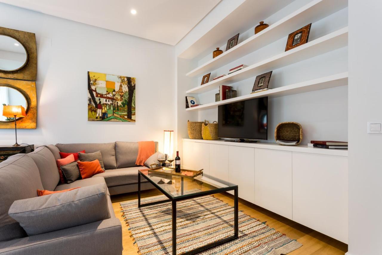 Apartamentos Rg Plaza De Espana Σεβίλλη Εξωτερικό φωτογραφία
