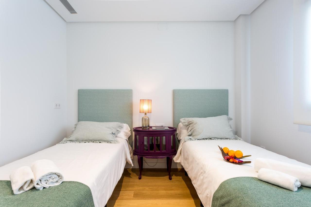 Apartamentos Rg Plaza De Espana Σεβίλλη Εξωτερικό φωτογραφία