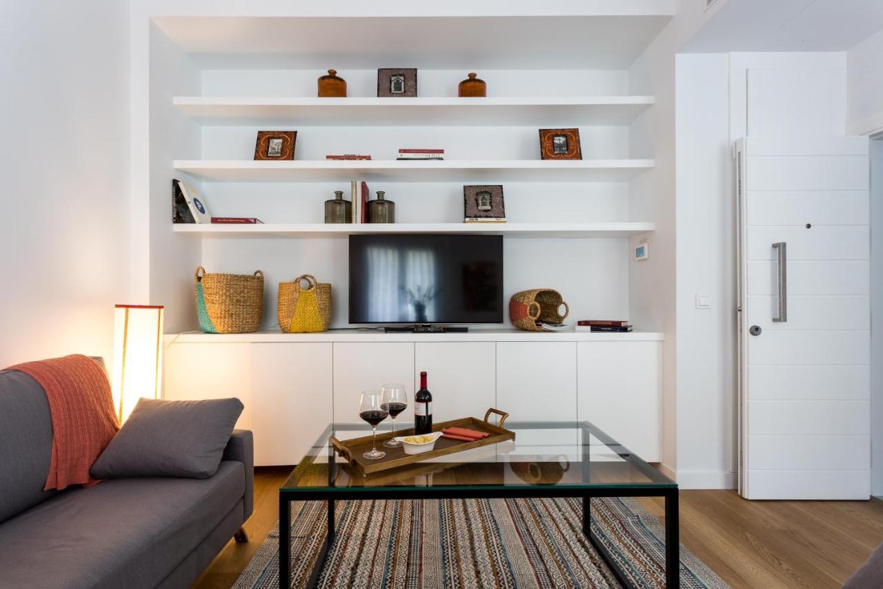 Apartamentos Rg Plaza De Espana Σεβίλλη Εξωτερικό φωτογραφία