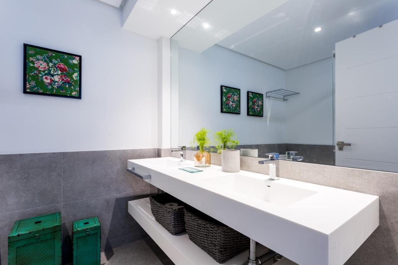 Apartamentos Rg Plaza De Espana Σεβίλλη Εξωτερικό φωτογραφία