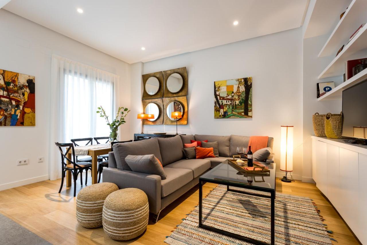 Apartamentos Rg Plaza De Espana Σεβίλλη Εξωτερικό φωτογραφία